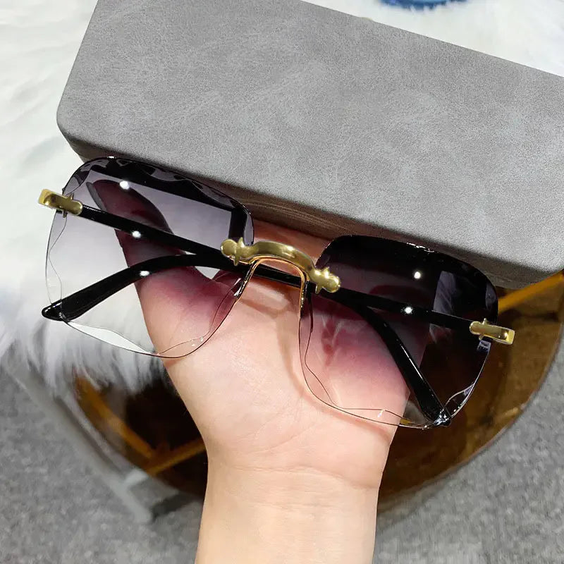 Urban Edge Square Classic Sunglasses
